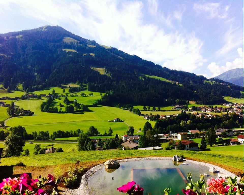 Haus Waldhof Apartment Brixen im Thale Ngoại thất bức ảnh